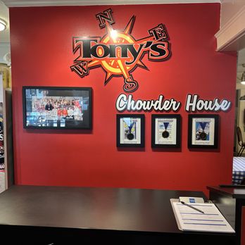 Tonys Chowder House - Entry - Seafood Near Me - Mount Dora, Florida