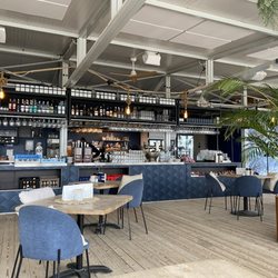 Bait Beachclub - Interior - bar