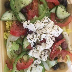 Zante Food - Lovely fresh salad with perfect seasoning
