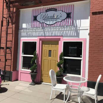 Blanhir’s Bakery & Cafe - Cafes Near Me - Yerington, Nevada