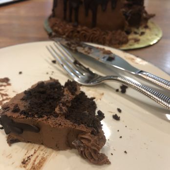 Minx Cakes - Check that dark chocolate drip down the side of the cake! - Desserts Near Me