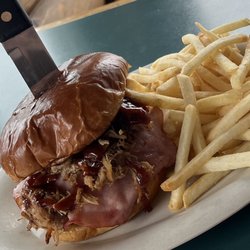 Zig’s Lakeside Pub N Grill - Porky pig burger