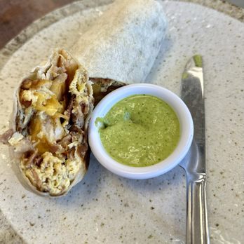Oli's Kitchen - Breakfast Burrito - Breakfast & Brunch Near Me - Honolulu, Hawaii