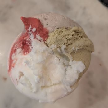 Gelato Paradiso - Up to 4 flavors in 1 cup! - Desserts Near Me - Austin, Texas