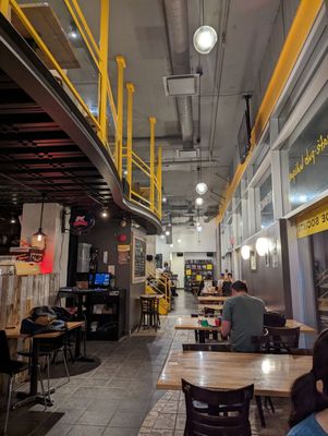 La Revanche St-Roch - Resto-Pub Ludique by null
