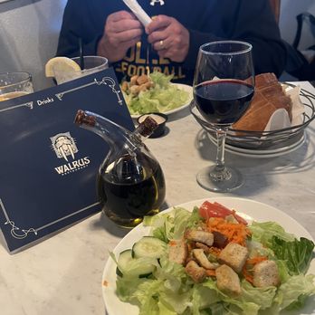 The Walrus Restaurant - Pizza Near Me - Bismarck, North Dakota