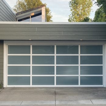 Dyer's Garage Doors - Our new garage door complements our existing exterior. We've already received lots of positive comments. - Garage Door Services Near Me