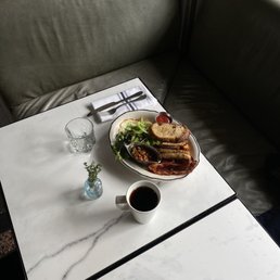 Drake Breakfast