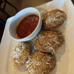 Toasted Ravioli Toasted Ravioli