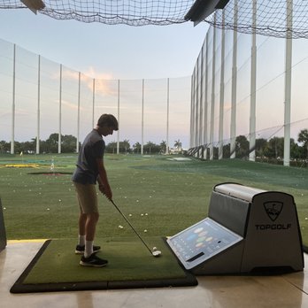 Topgolf - New American Near Me - Miami Gardens, Florida