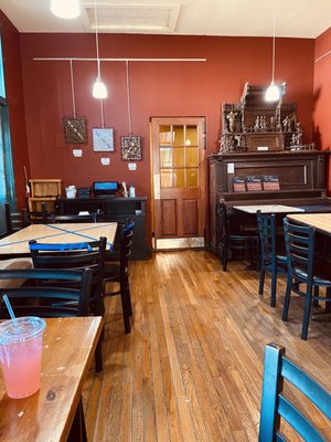 Blue Moon Cafe by null