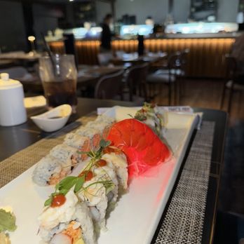 Kashi - Stamford - Monster Lobster Roll and Spicy Crab roll - Japanese Near Me - Stamford, Connecticut Kashi - Stamford - Monster Lobster Roll and Spicy Crab roll - Japanese Near Me - Stamford, Connecticut