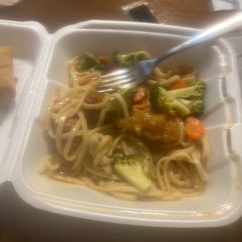 Imperial Palace Express - a plate of noodles and broccoli - Chinese Near Me - Bellevue, Nebraska