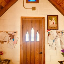Christ’s Chapel in Memory Park - Smallest Church In America - Front door.