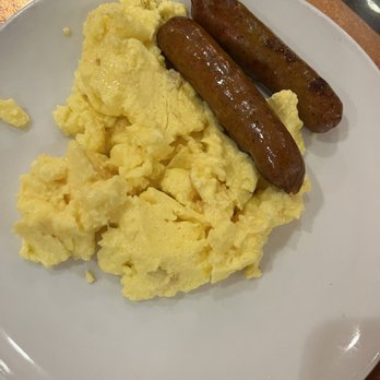 Another Broken Egg Cafe - Side of scrambled eggs and chicken sausage - Breakfast & Brunch Near Me - Tampa, Florida