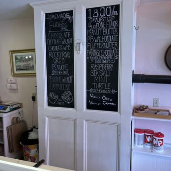 Chatham Candy Manor - Fudge pricing - Candy Stores Near Me - Chatham, Massachusetts