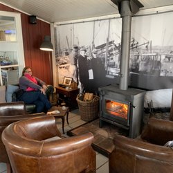 Bru17 - Cozy seating area.