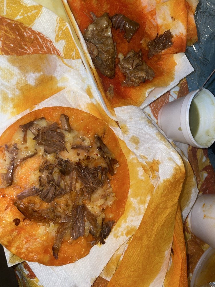 Food from Koyote Tacos