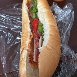 Hampton Oriental Market - Banh mi