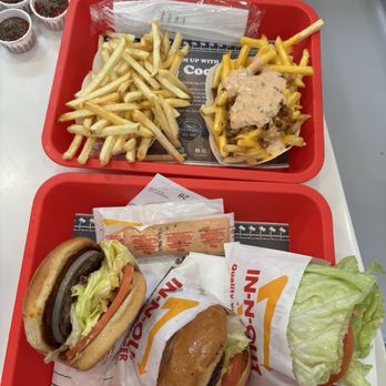 In-N-Out Burger - Fast Food Near Me - West Covina, California In-N-Out Burger - Fast Food Near Me - West Covina, California