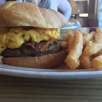 The Keystone Grill - Mac& cheese Burger. - American Near Me - Cambridge, Wisconsin The Keystone Grill - Mac& cheese Burger. - American Near Me - Cambridge, Wisconsin