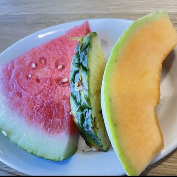 Whidbey's A Daytime Eatery - Side Fresh Fruit - Breakfast & Brunch Near Me - Enterprise, Nevada
