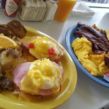 Cafe 222 - Eggs benedict and the All American. - Breakfast & Brunch Near Me - San Diego, California Cafe 222 - Eggs benedict and the All American. - Breakfast & Brunch Near Me - San Diego, California