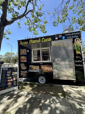 Tacos Mama Cuca by null