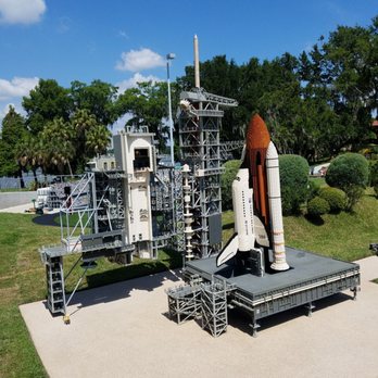 LEGOLAND - Detailed spaceship lego build - Amusement Parks Near Me - Winter Haven, Florida