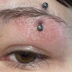 Beautiful Brows Threading Salon and Spa - Burn and not clean