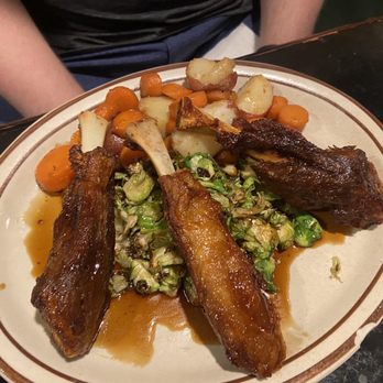 O'Toole's Irish Pub - Munster Pork Shanks - Irish Near Me - Brandon, Florida