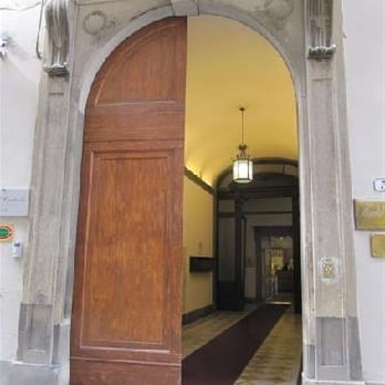 Hotel Centrale - nice entryway from street - Hotels Near Me - Florence, FI
