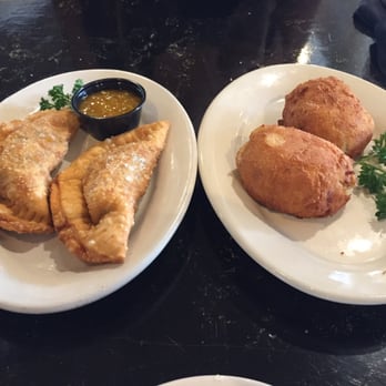 Cafe Piquet - Cuban Near Me - Bellaire, Texas