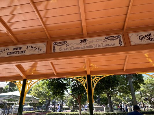 Main Street Vehicles by null