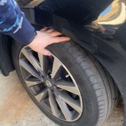 Tony's Auto Repair & Body Work - Tires worn but not bad enough to fail by far !!!!!!!!!!!!! Scammers