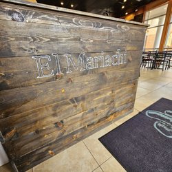 El Mariachi Mexican Restaurant & Cantina