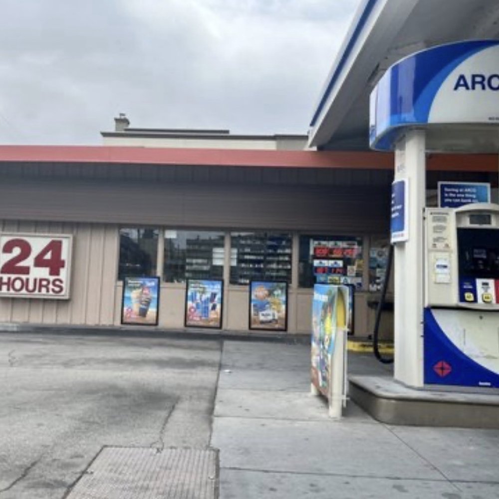 ARCO Gas - Gas Stations Near Me - Valley Village, California ARCO Gas - Gas Stations Near Me - Valley Village, California