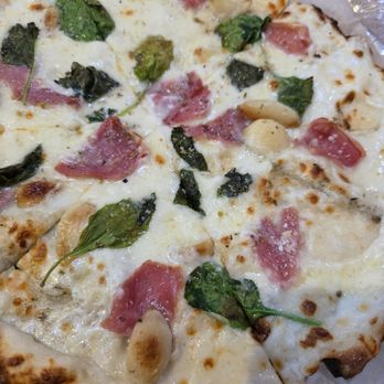 Blaze Pizza - Prosciutto, spinach, and garlic pie with cream sauce - Salad Near Me - Knoxville, Tennessee Blaze Pizza - Prosciutto, spinach, and garlic pie with cream sauce - Salad Near Me - Knoxville, Tennessee