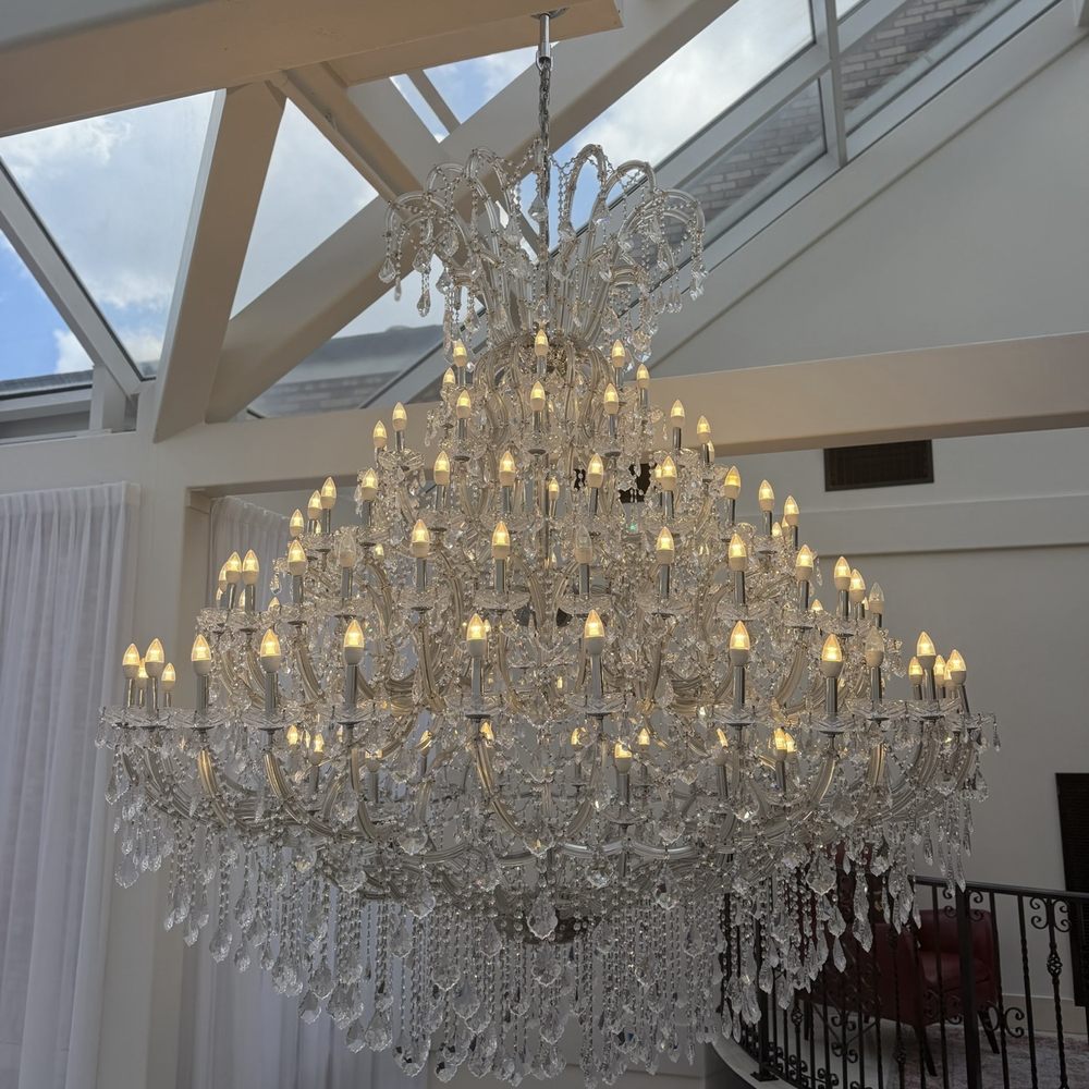 The Hotel Magnolia - Chandelier - Southern Near Me - Foley, Alabama The Hotel Magnolia - Chandelier - Southern Near Me - Foley, Alabama