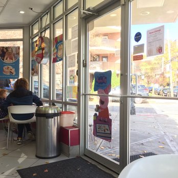 Menchie's Frozen Yogurt - Seating and the view. - Ice Cream & Frozen Yogurt Near Me - Bronx, New York Menchie's Frozen Yogurt - Seating and the view. - Ice Cream & Frozen Yogurt Near Me - Bronx, New York