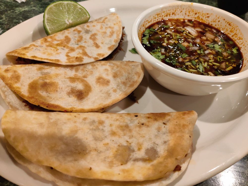 El Rosal — Mexican restaurant in Barnesville