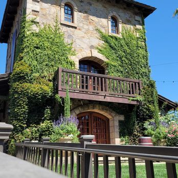 Napa Valley Wine Train - New American Near Me - Napa, California
