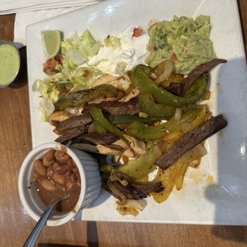 Tres Colores - Fajitas, homemade beans - Mexican Near Me - Santa Fe, New Mexico Tres Colores - Fajitas, homemade beans - Mexican Near Me - Santa Fe, New Mexico