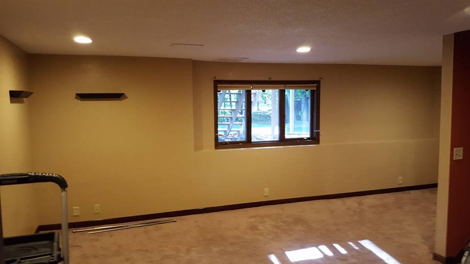 Slide of Paris Home Maintenance