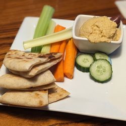 Jimmy V's Grill & Pub - Hummus