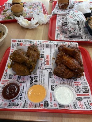 iniBurger - Gourmet Burgers by null