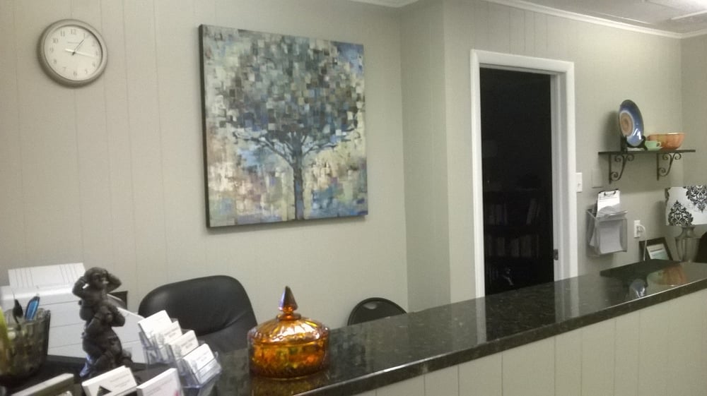 Hannah Schechter, MA, LPC - grief counselor in Bethlehem, PA