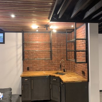 Dreamwork Remodeling - Basement wet bar - General Contractors Near Me - Merrick, New York