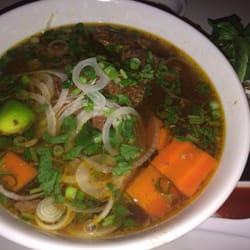 Basilic Vietnamese Grill - Beef stew noodle soup