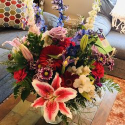 Flowers By Cindy - Mom's Day '25